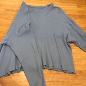 Long sleeve comfortable top